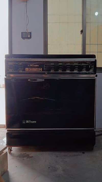 Sky Flame Cooking Range with Oven and 5 Burners