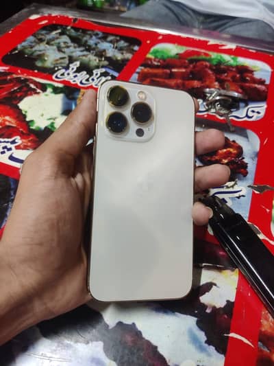 Apple iPhone 13 Pro Golden colour