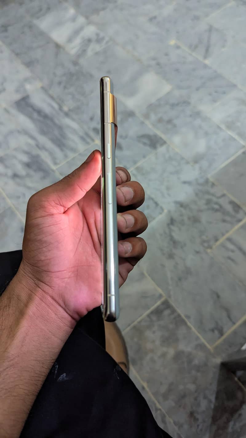 Google Pixel 7 Pro 2