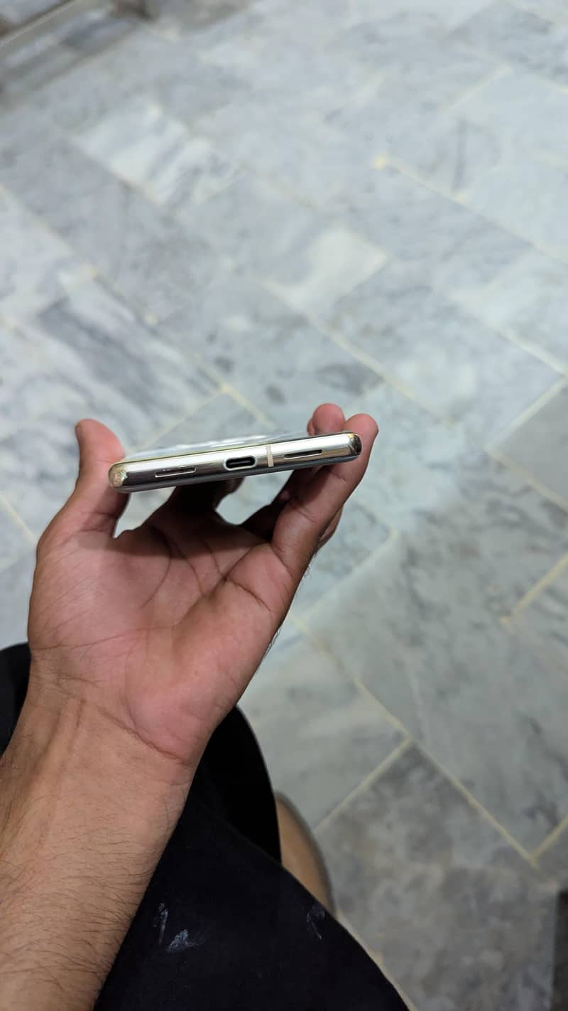Google Pixel 7 Pro 4