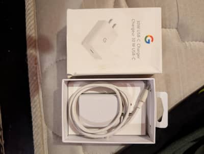 google pixel orgnal charger 30w 03057824424