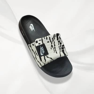 Nike logo slide slippers white patterned