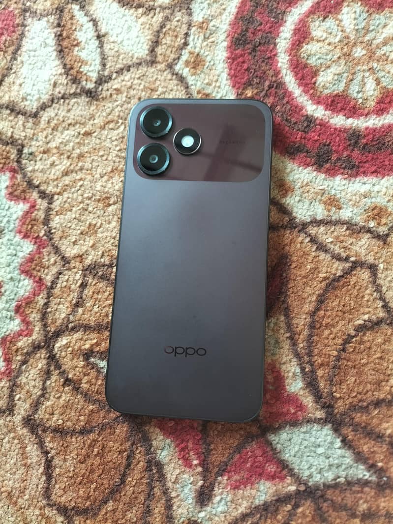 OPPO A6c 3