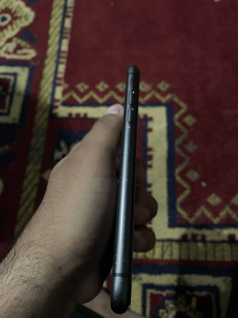 Apple iPhone 11 2
