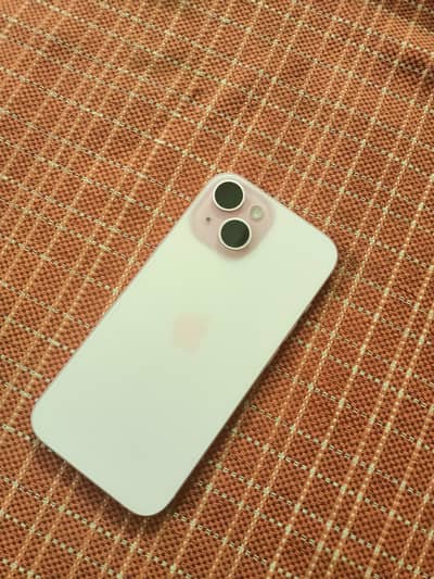 Apple iPhone 15