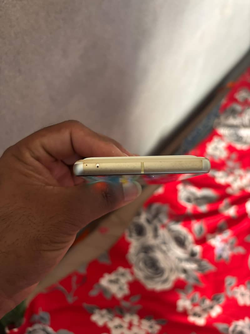 Google Pixel 7 5