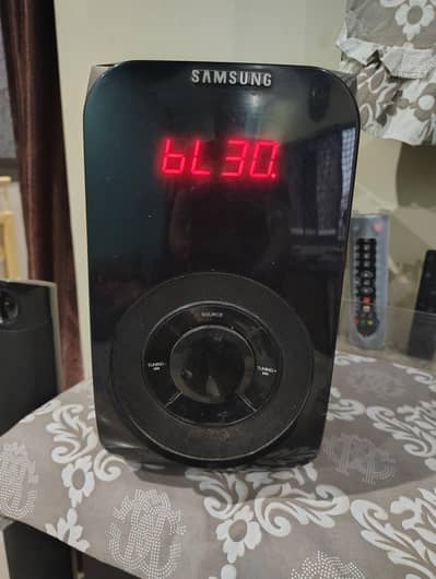 Sony Home Theater with Samsung Sound Bar & Woofer with remote
