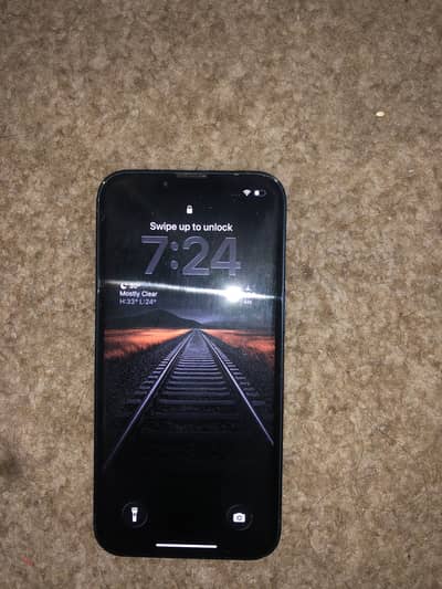 Apple iPhone 13