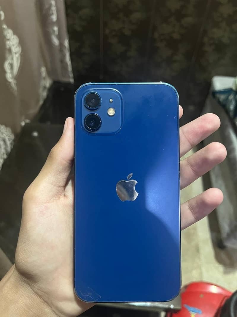 Apple iPhone 12 3