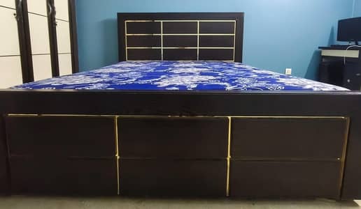 King Size Bed for Sale