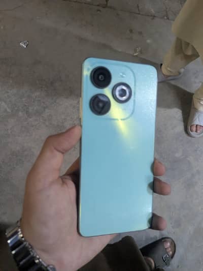 Infinix Smart 8 2+2ram 64memory 0.3.7.0. 0.8. 2.8. 3.7. 2