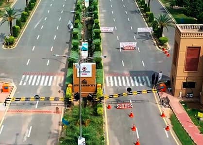 5-MARLA ON GROUND PLOT READY TO CONSTRUCTION ON GOOD LOCATION FOR SALE IN NEW LAHORE CITY.