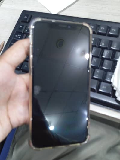 Apple iPhone XS  axchange awailable
