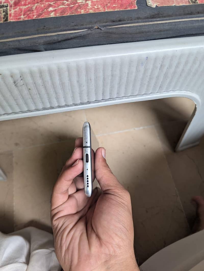 One Plus 7 Pro 1