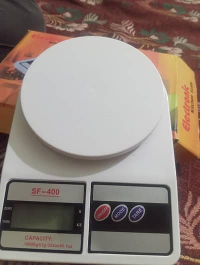 electric kitchen scale