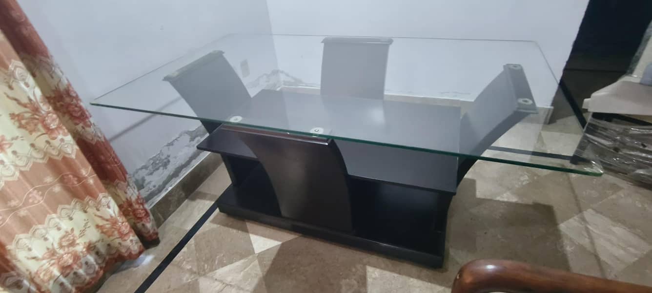 Dining Table 0