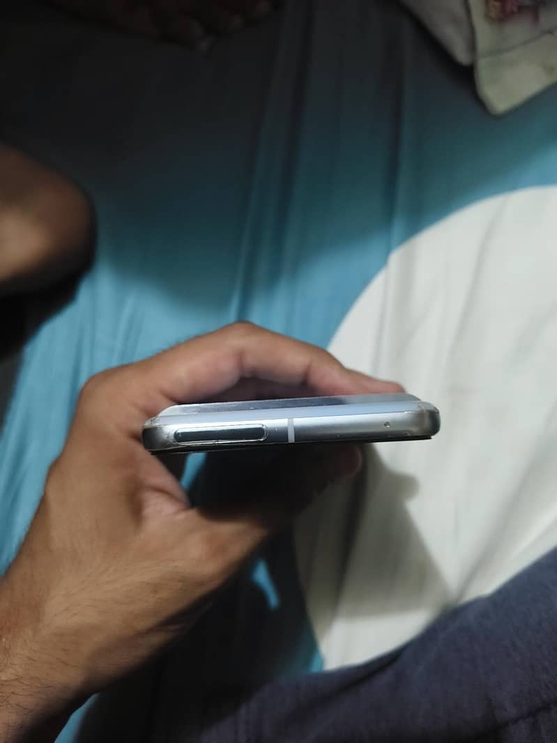 Google Pixel 8 Pro 3