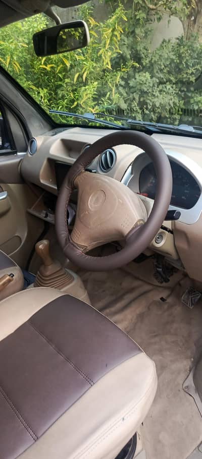 power mini van 2014 in v good condition urgent for sale