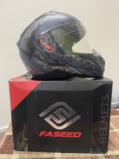Faseed FS-909 Imported Flipup Helmet for Sell. 10/10 Condition.