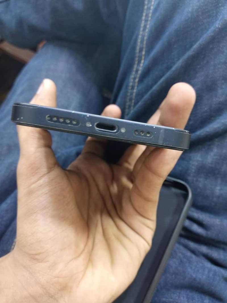 iPhone 12 2