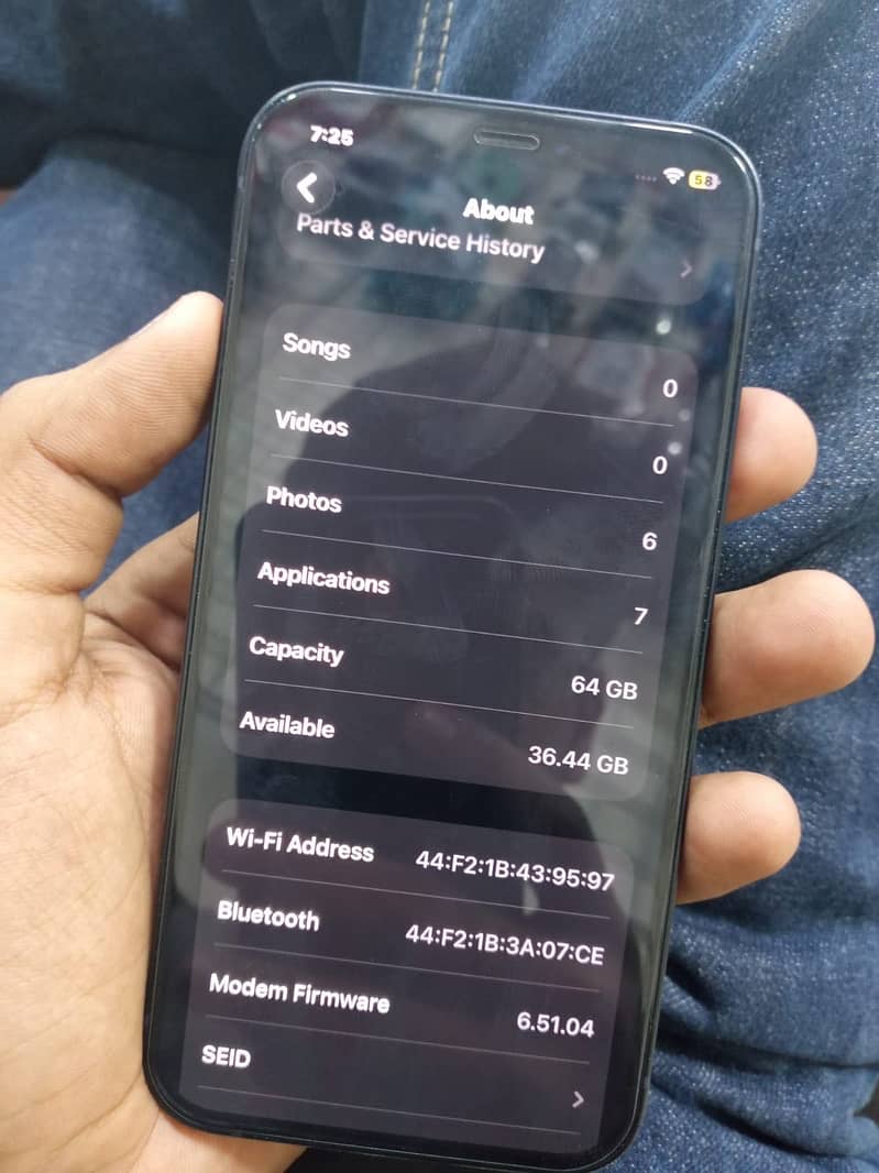 iPhone 12 4