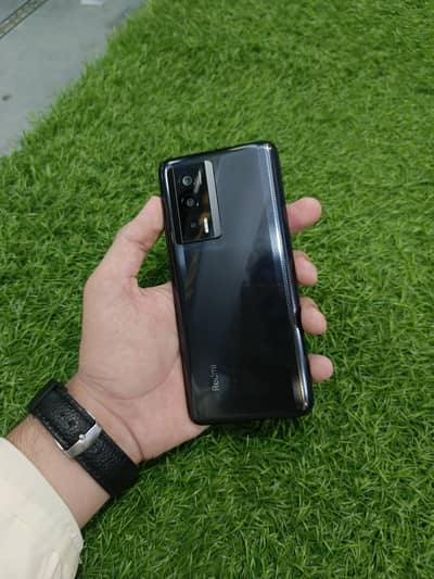 Xiaomi POCO F5 Pro