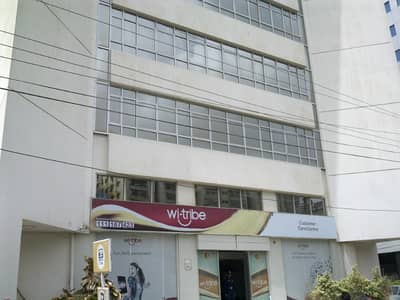 6943 Sqft Centrally Air-Condition Floor Available For Rent.
