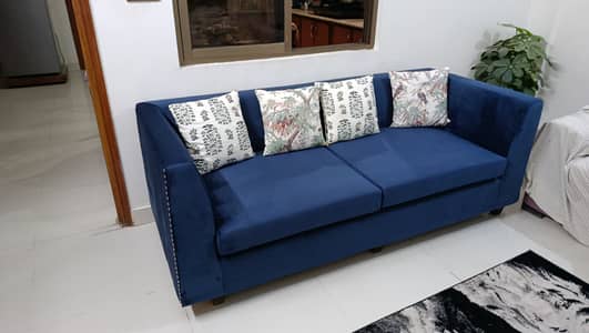 3 seater  full arms sofa .