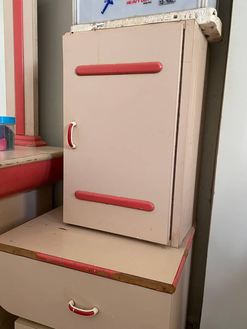 king size bed + side table + dressing 2