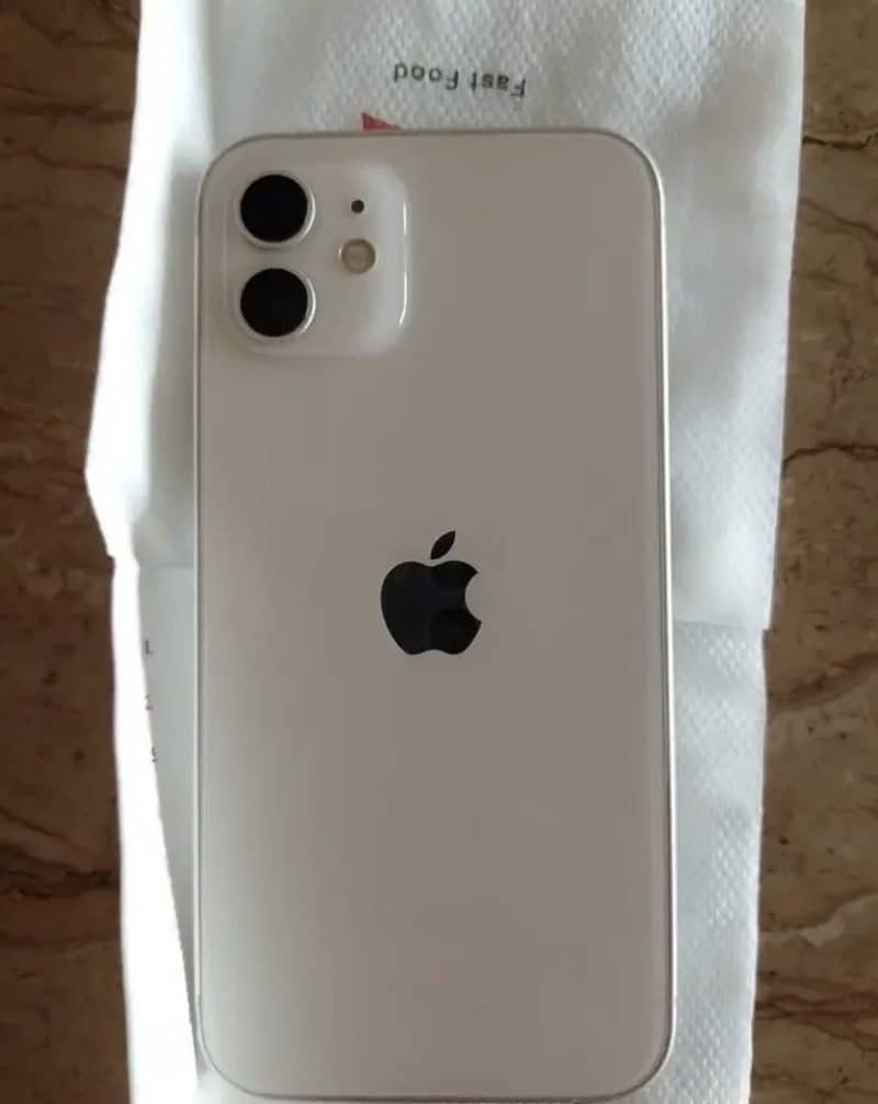 Apple iPhone 12 1