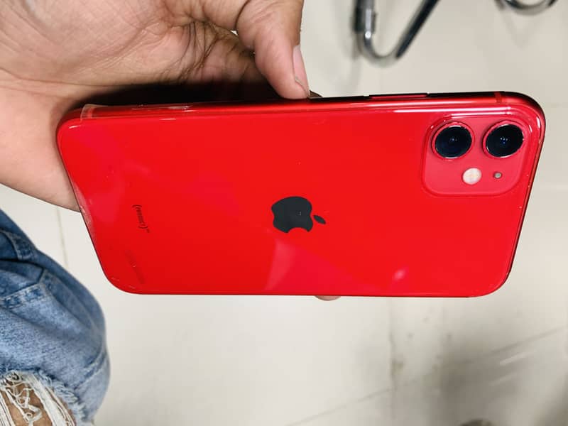 Apple iPhone 11 4