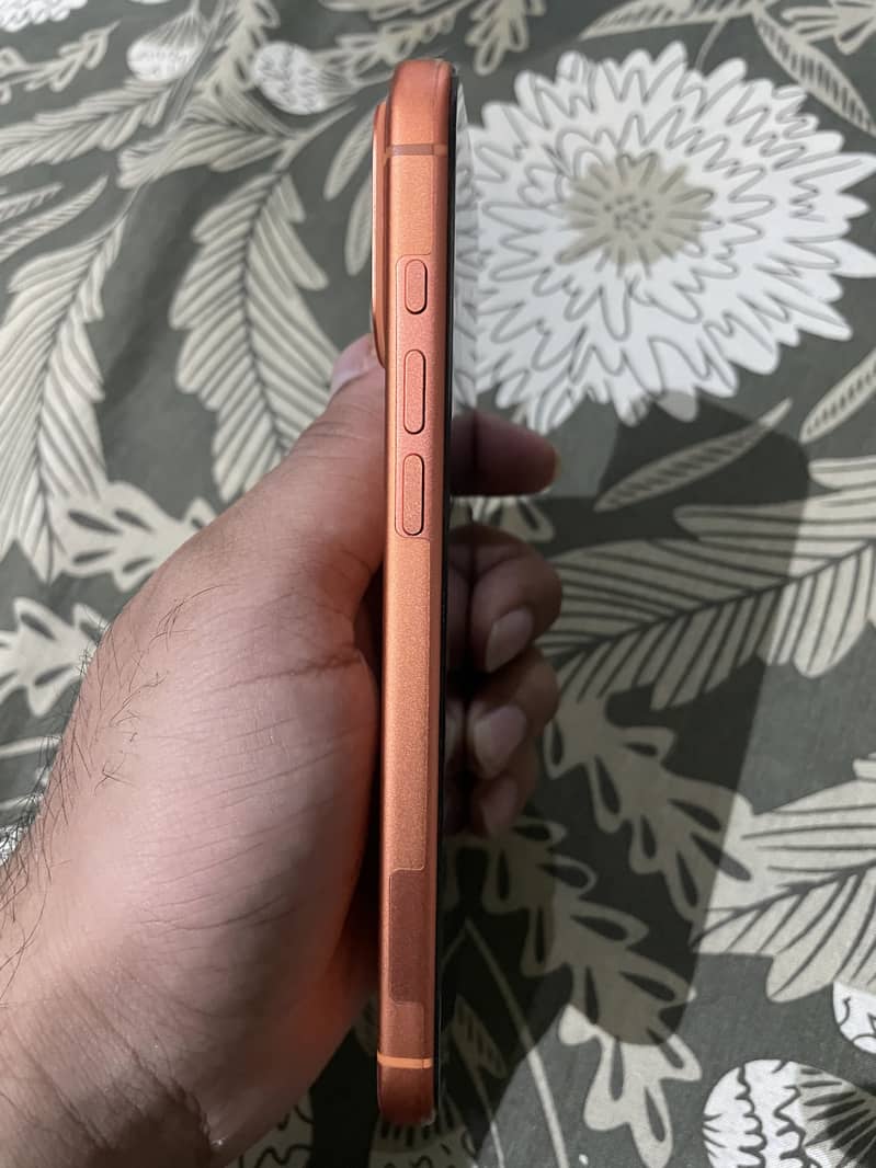 Apple iPhone 17 Pro Max 3