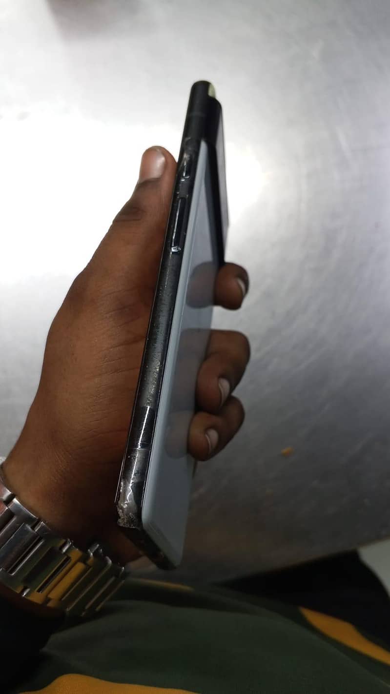 Google Pixel 6 4