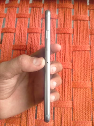 Apple iPhone 6