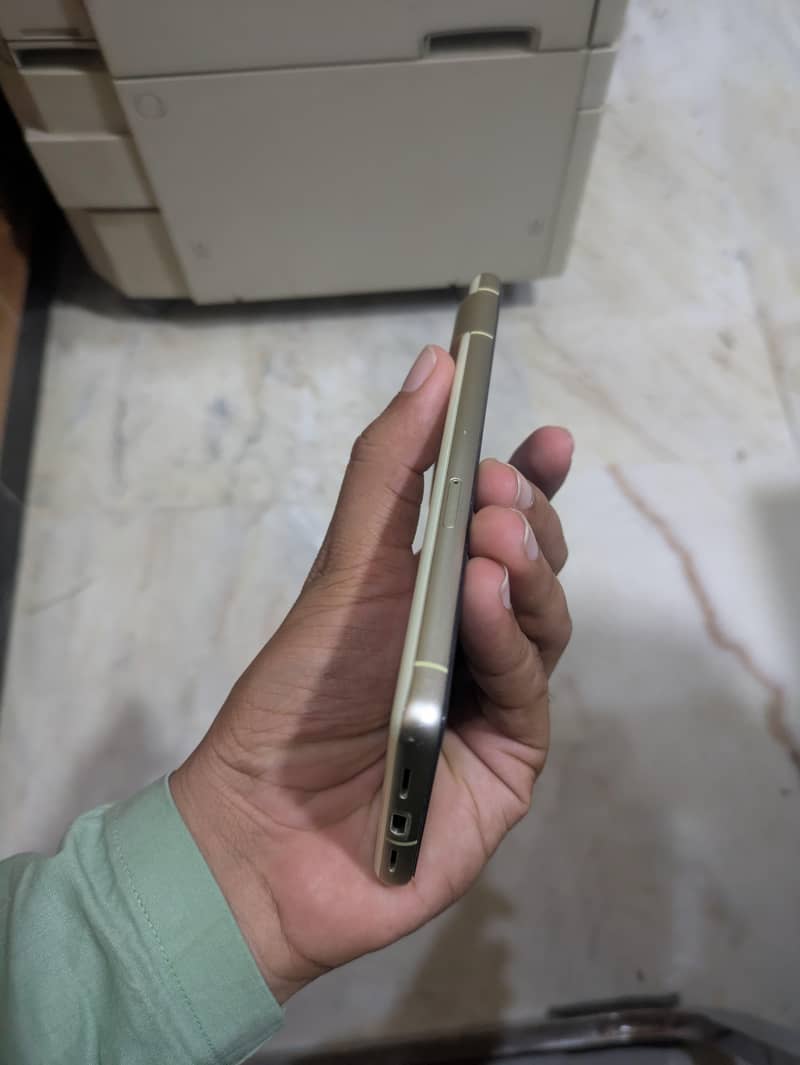 Google Pixel 7 6