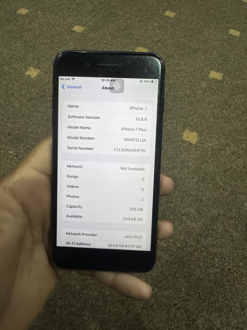 Apple iPhone 7 Plus 1