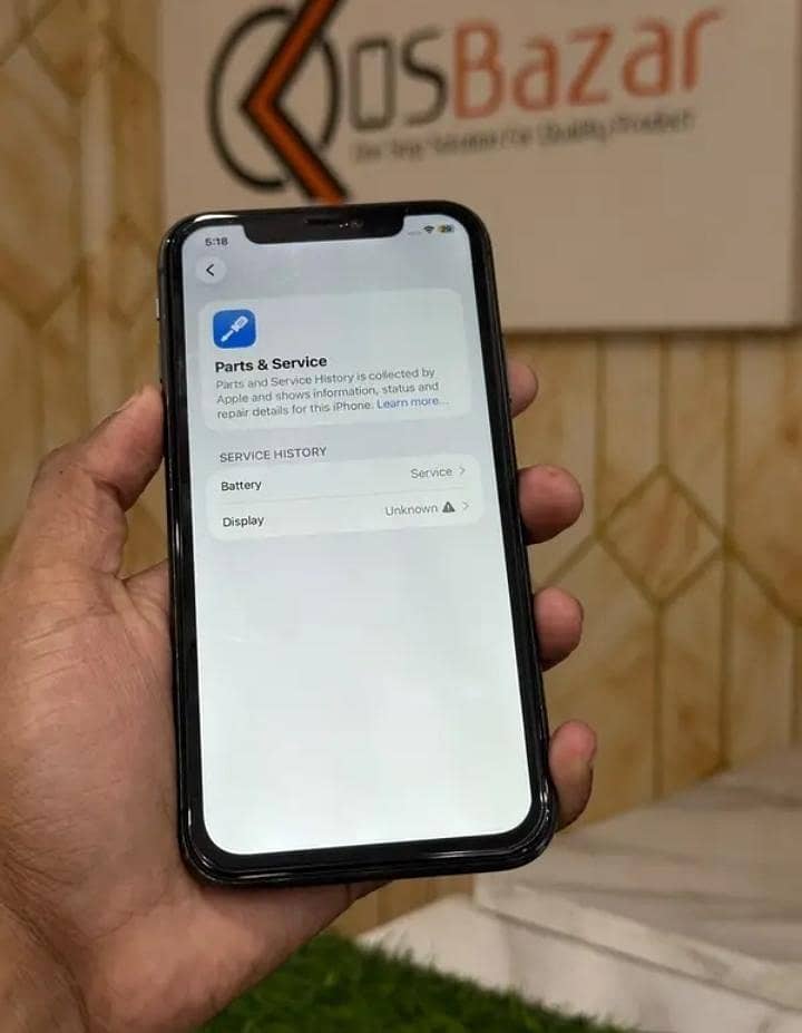 Apple iPhone 11 4