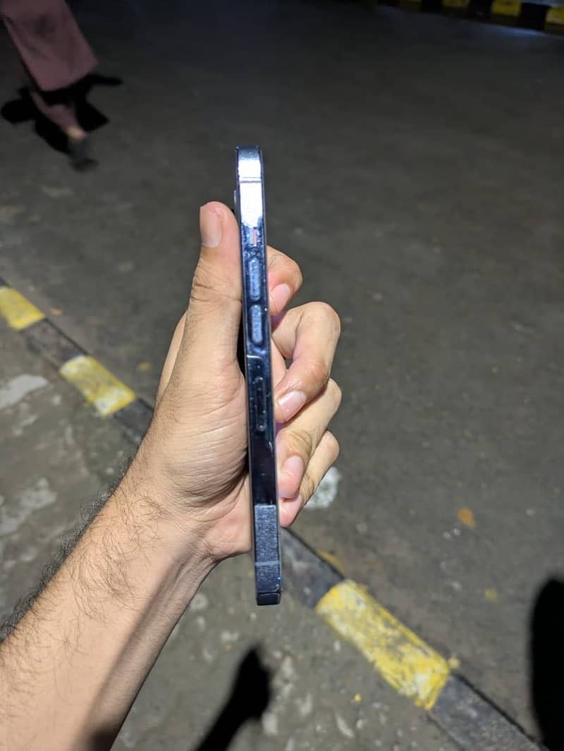 iphone 13pro 4