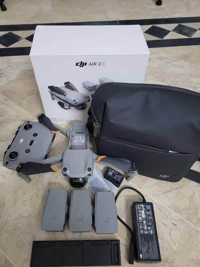 Dji air 2s (Brand new) (Fly more combo)