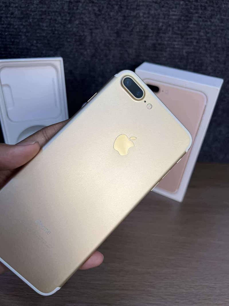 Apple iPhone 7 Plus 2