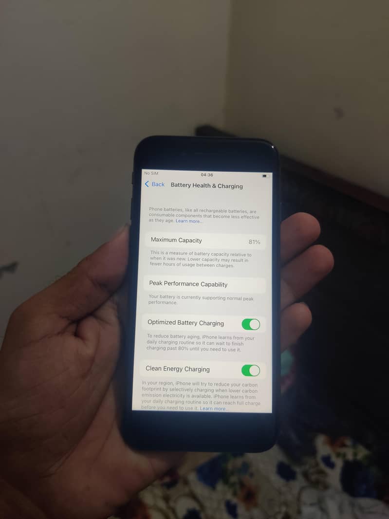 Apple iPhone 8 3