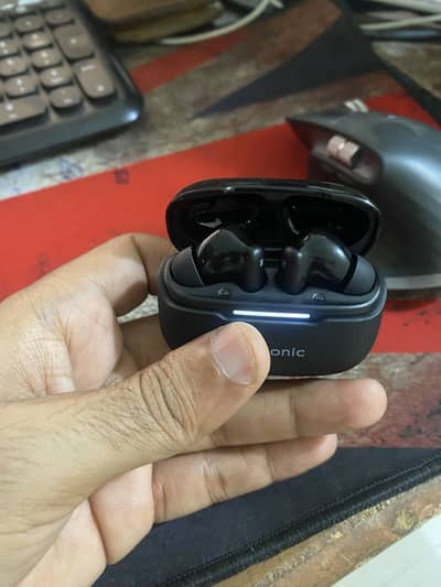 Audionic Trans Airbuds 850 hexa mic