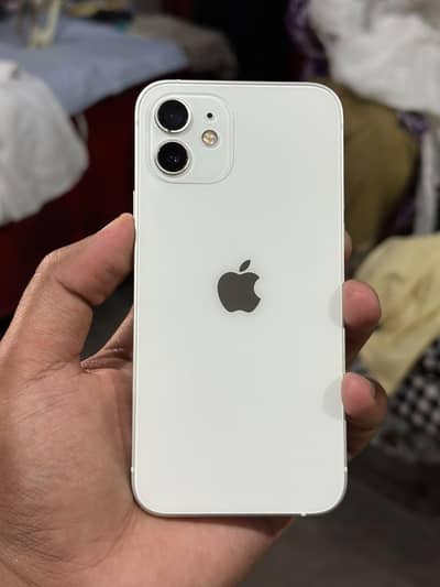 Apple iPhone 12