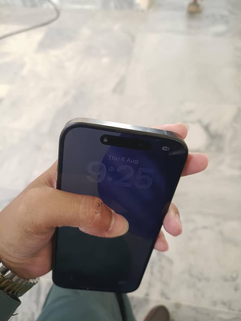 Iphone 15 pro 4