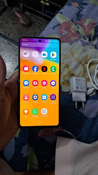 Samsung A71 pack phone 8/128 official pta