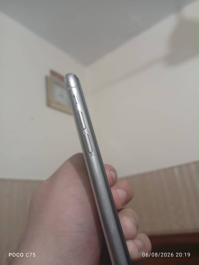 Apple iPhone X 6