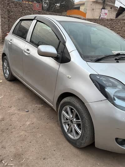 Toyota Vitz 2005