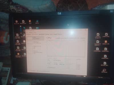 HP 22 Inch LED/LCD Monitor | VGA + DVI | USB Hub | Good Condition|