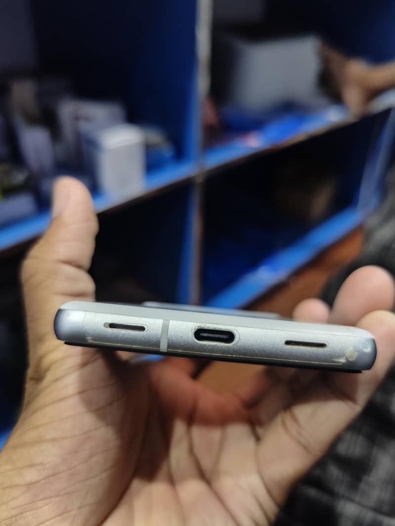 Google Pixel 7a 3