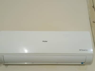 INVERTER AC IN VERY GOOD CONDITION